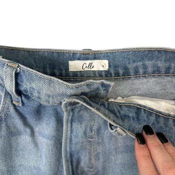 Cello Distressed Super High Waisted Tall Jeans 30 waist Button Fly Mom Jeans - Picture 4 of 7